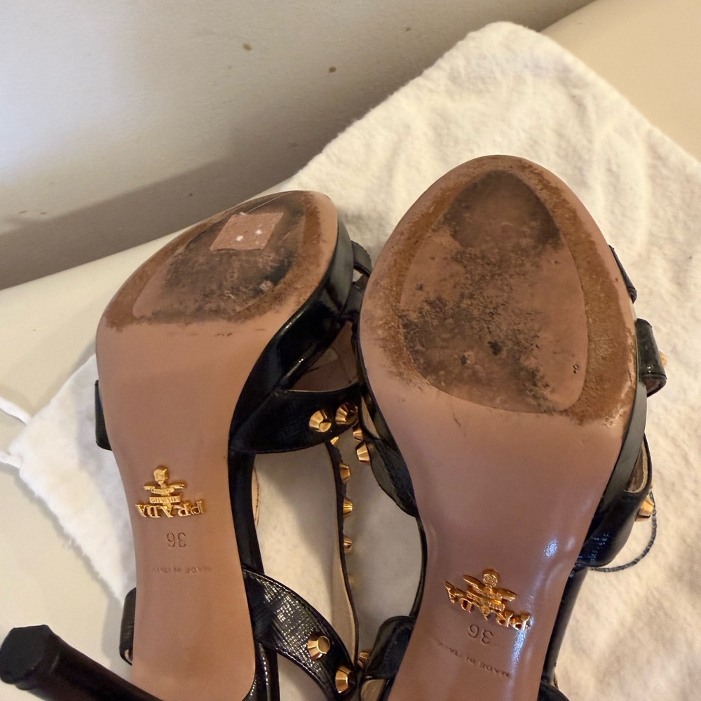 Authentic Prada Elegant Black and Gold Studded Women's
Platform Heels size 36 - Picture 4 of 4